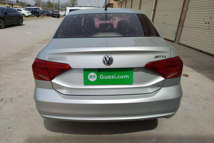 Used Volkswagen Jetta 2017 1.5L Automatic Fashion Model