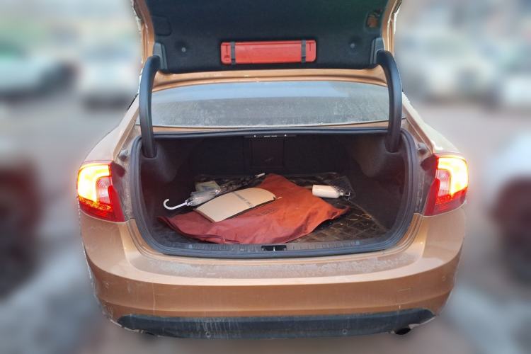 Used Volvo S60 2013 T5 Comfort Edition