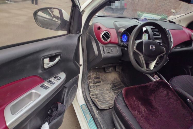 Used CHANGAN Benni 2015 1.4L IMT Luxury Model China V Standard Driver Seat