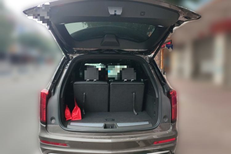 Used Cadillac XT6 2022 2.0T Six-Seater Four-Wheel-Drive Luxury Version
