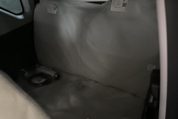 Used Geely Galaxy Panda 2024 Panda Mini 200km Endurance Bear Left Rear Seat