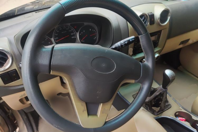 Used Golden Dragon Hiace  Steering Wheel