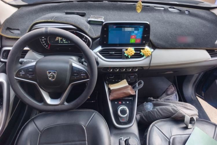 Used Baojun 510 2017 1.5L Automatic Fashion Model