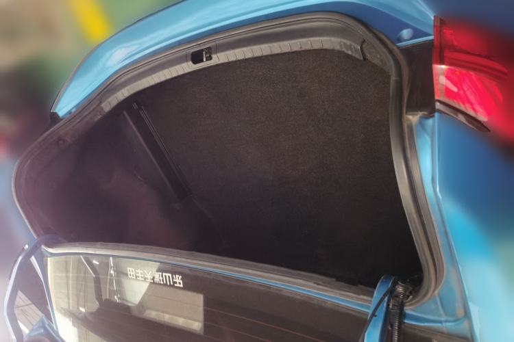 Used Toyota Levin 2017 Revised Version 185T CVT Elite Edition China VI Standard Trunk