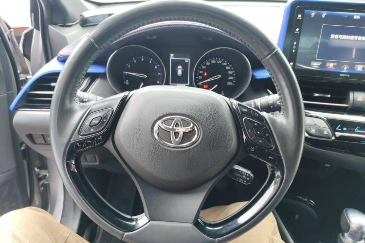Used Toyota IZOA 2020 2.0L Yichi Version
