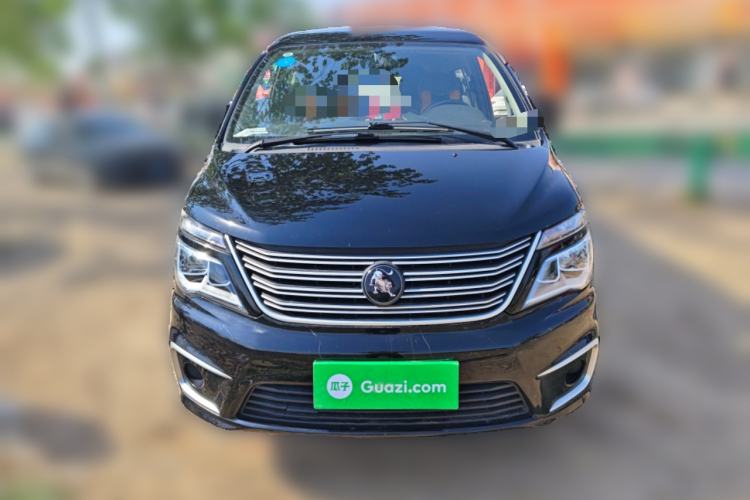 Used FORTHING Lingzhi 2022 M5 1.6L Practical 7-Seater Front