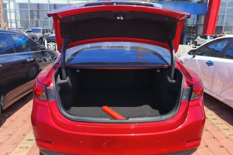 Used Mazda Atenza 2018 2.0L Blue Sky Luxury Edition China V Standard Trunk