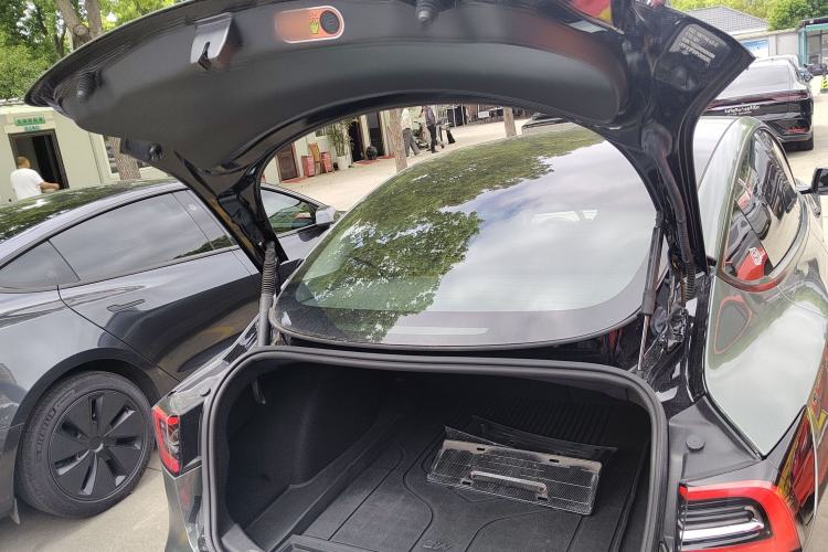 Used Tesla Model 3 2022 Rear-Wheel-Drive Version
