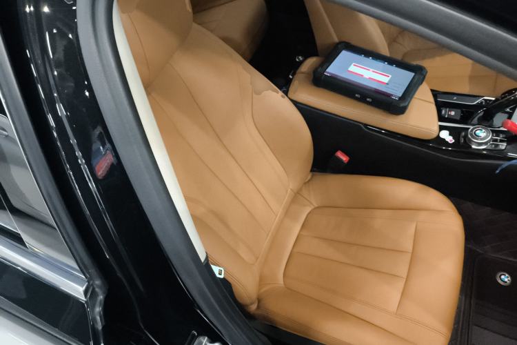 Used BMW 5 Series 2018 528Li Launch Special Edition
