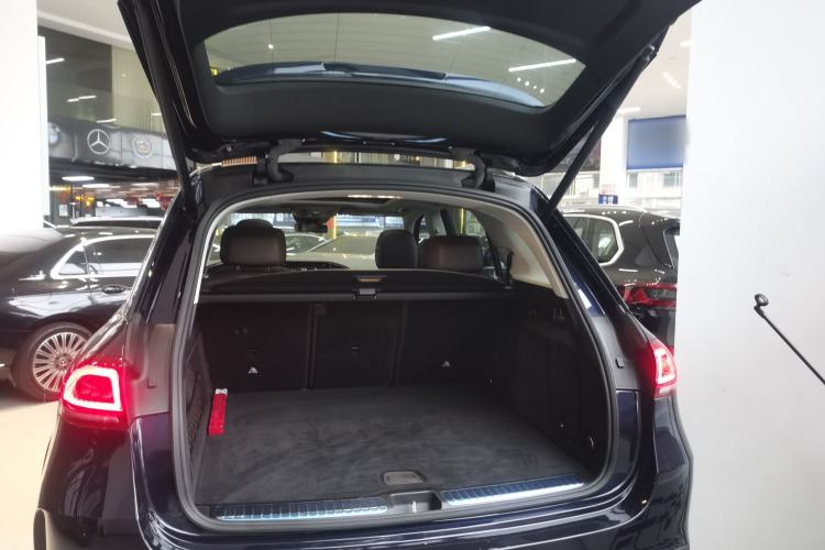 Used Mercedes-Benz GLE 2022 Refreshed GLE 450 4MATIC Luxury Edition Trunk