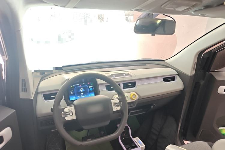 Used Chery QQ Ice Cream 2022 120km Conical Shape Lithium Iron Phosphate
