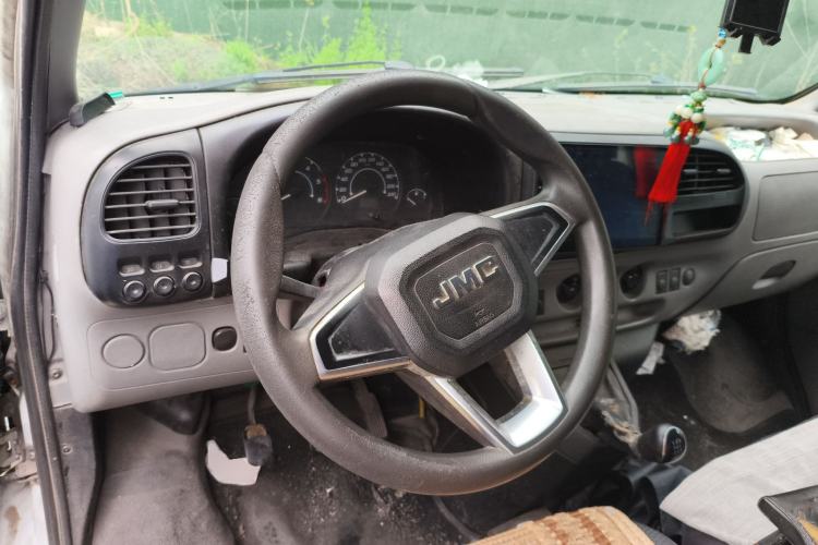 Used JMC Transit 2017 2.8T Commercial Version Short Wheelbase Mid-Roof 6/7/8-Seater JX493