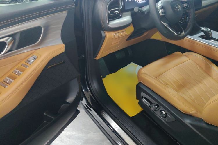 Used GAC Trumpchi GS8 2025 Linghang Series 2.0 TGDI Two-Wheel-Drive Luxury Edition 5 Seats