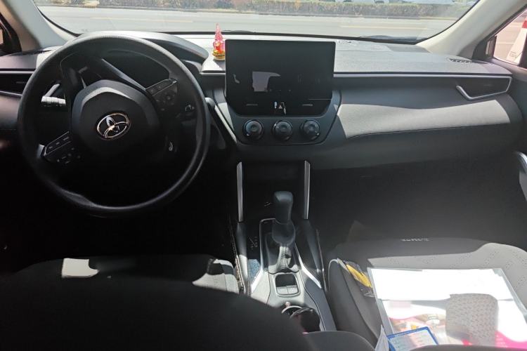 Used Toyota Corolla Cross 2023 2.0L Pioneer Edition Center Console