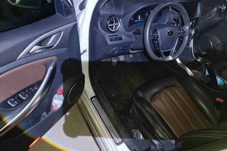 Used BYD Song 2016 Gaishi Edition 1.5TI Manual Haoya Model