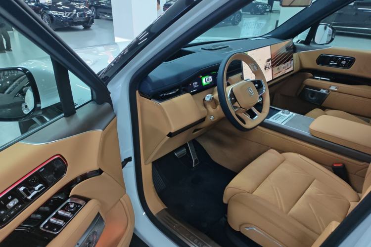 Used Zeekr 9X 2025 Hyper Edition
