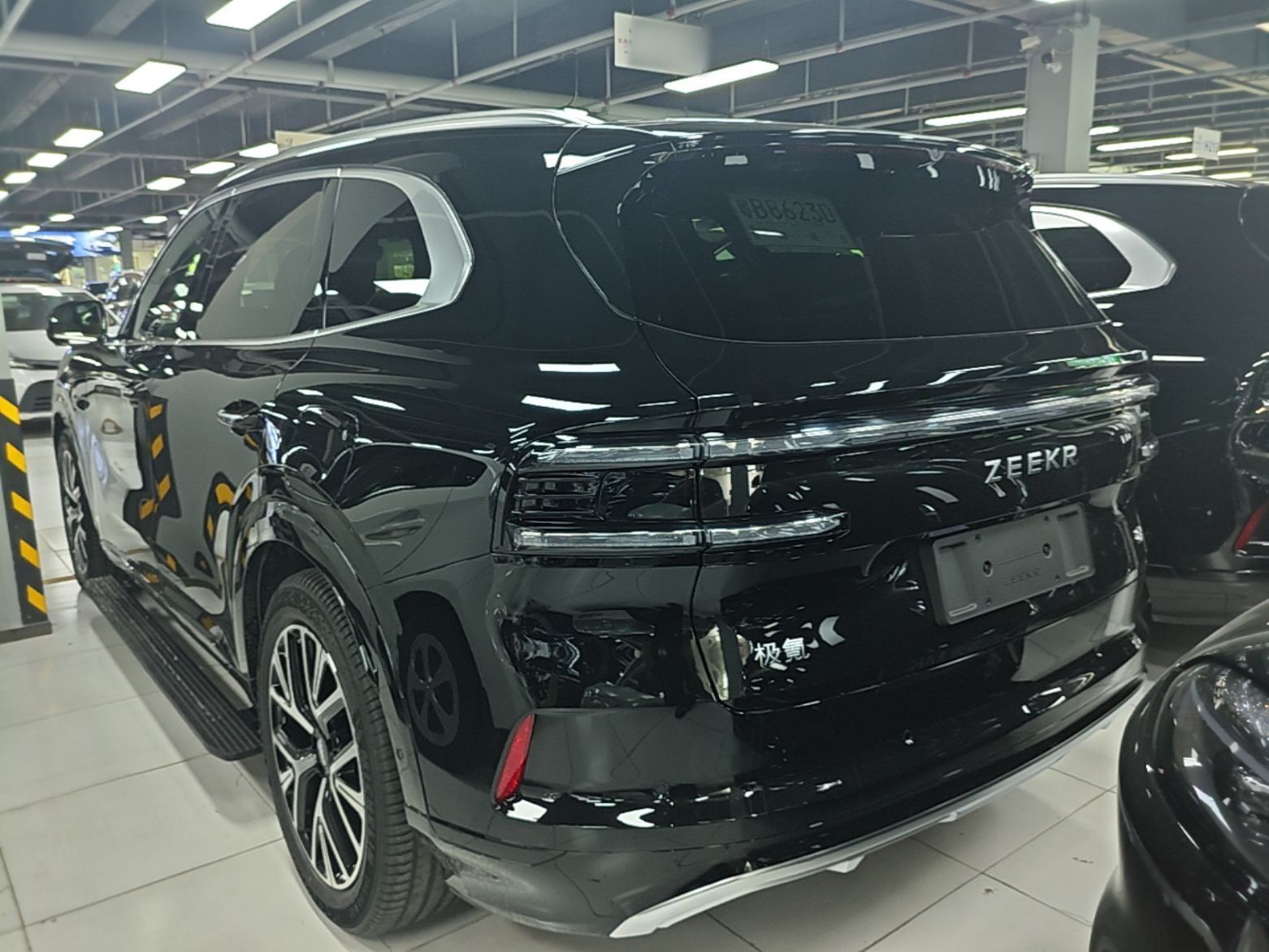 Zeekr 8X 2026 Model Max Edition 55kWh — снимка 4