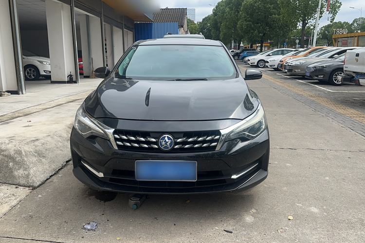 Used Venucia D60 2018 1.6L CVT Smart Connect Elite Edition