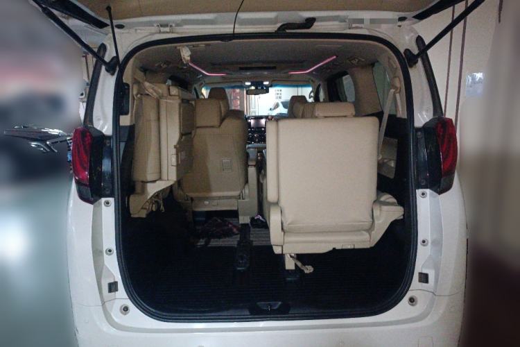 Used Toyota Alphard 2015 3.5L Luxury Edition