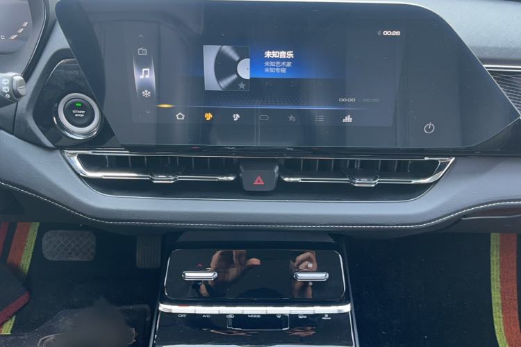 Used Wuling Victory 2020 1.5T CVT Luxury Model Audio And AC Panel