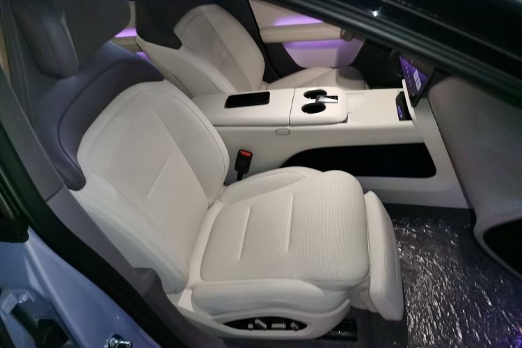 Used Avatr 06 2025 Pro Range-Extended Edition