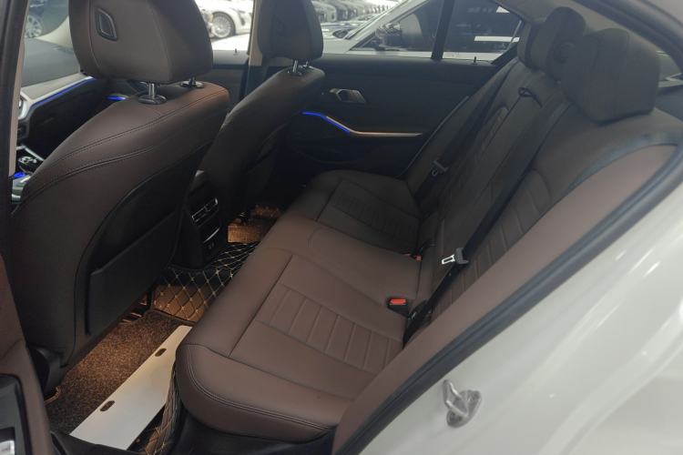 Used BMW 3 Series 2021 325i M Sport Night Edition package Left Rear Seat