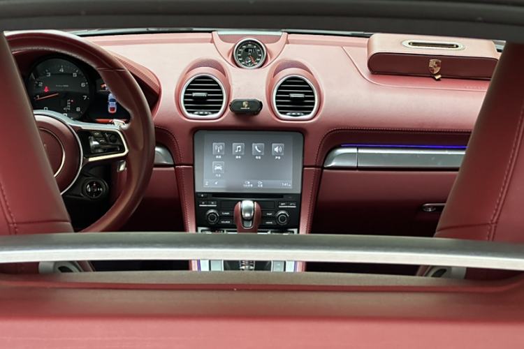 Used Porsche 718 2020 Cayman 2.0T
