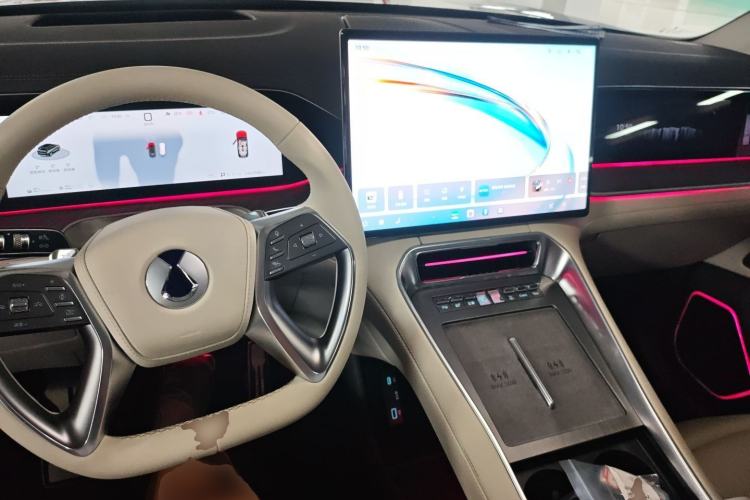 Used Denza N9 2025 Flagship Model