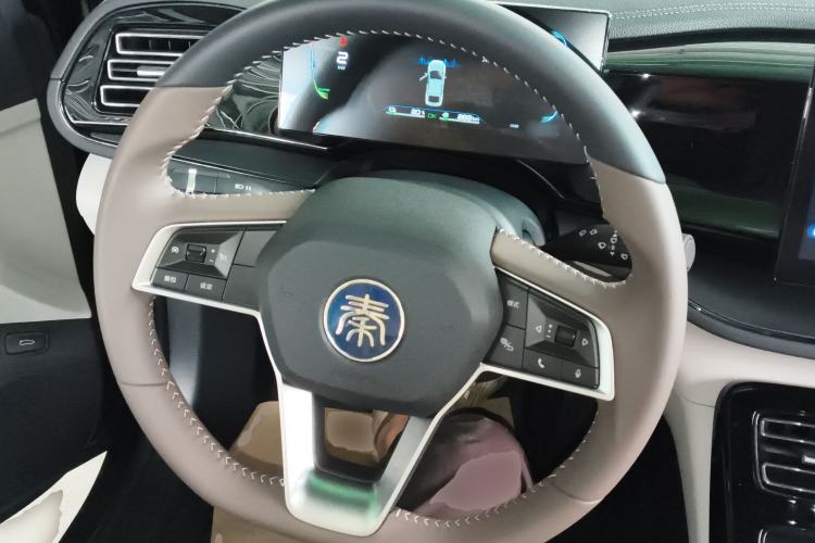 Used BYD Qin PLUS 2023 Champion Edition DM-i 55KM Leading Model Steering Wheel