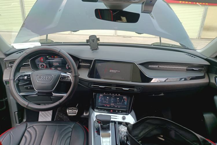 Used Audi Q6 2025 40 TFSI quattro Commemorative Edition Yulin Package 7 Seats Center Console