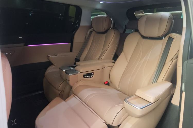 Used XPeng X9 2024 702 Ultra-Long Range Pro