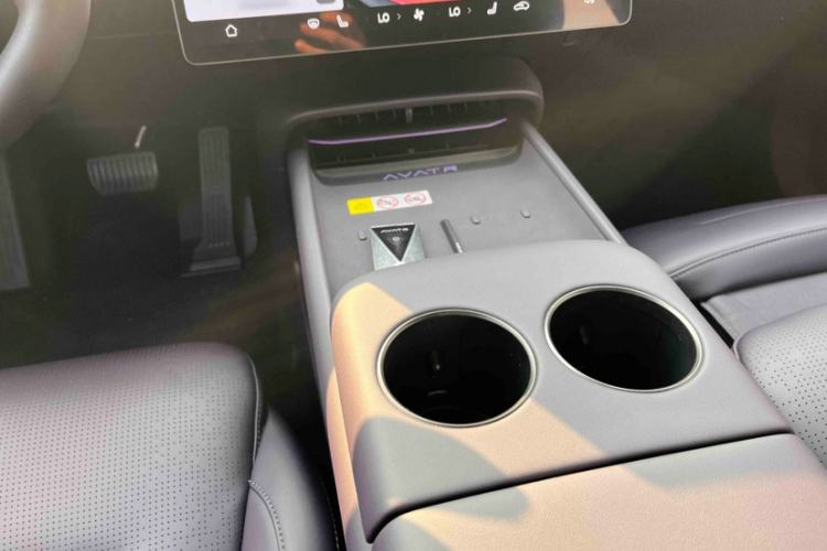 Used Avatr 06 2025 Max Extended-Range Edition