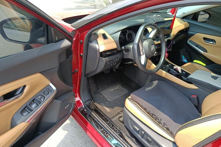 Used Nissan Sylphy 2022 Electric-Drive e-POWER Ultra-Luxury Version Driver Seat