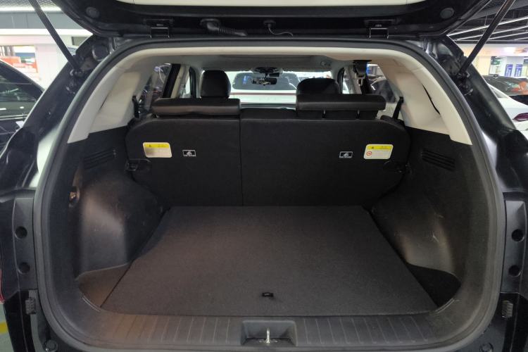 Used Hyundai ix35 2023 Musso 2.0L Deluxe Edition DLX Trunk