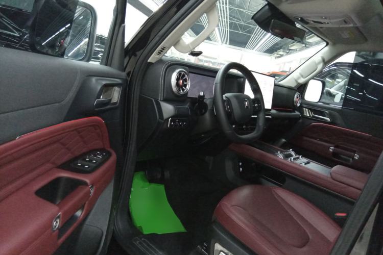 Used Tank 300 New Energy 2025 Hi4-T