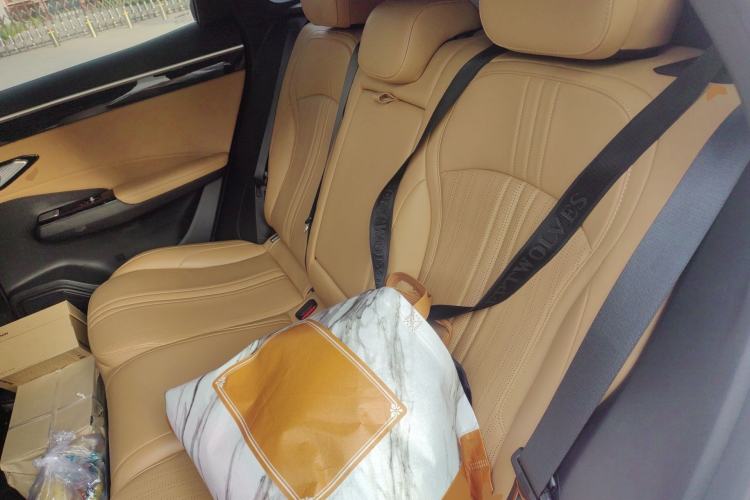 Used Geely Galaxy L7 2023 1.5T 115 km Starship Left Rear Seat