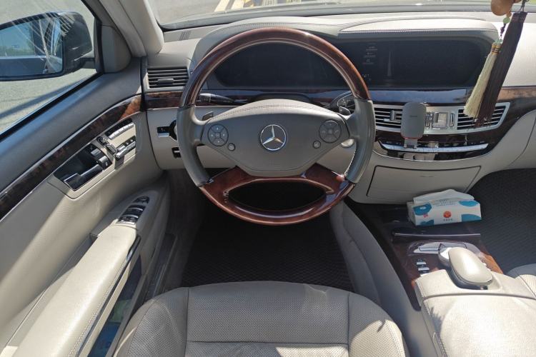 Used Mercedes-Benz S-Class 2012 S 350 L Grand Edition Steering Wheel