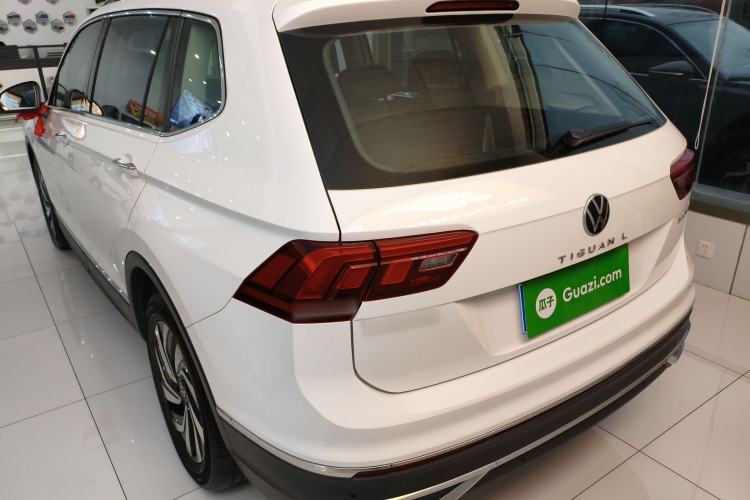 Used Volkswagen Tiguan L 2024 300TSI Automatic Two-Wheel Drive Smart Edition
