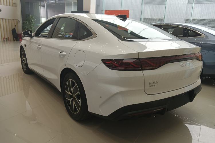 Used BYD Qin L 2025 DM-i Smart Drive 120KM Superior Model