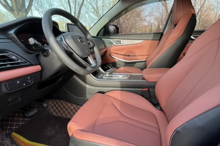 Used CHANGAN CS75 2024 Enjoy Edition 1.5T DCT Luxury Model Interior 2