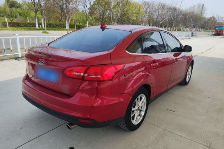 Used Ford Focus 2017 Sedan EcoBoost 180 Automatic Elite Model

