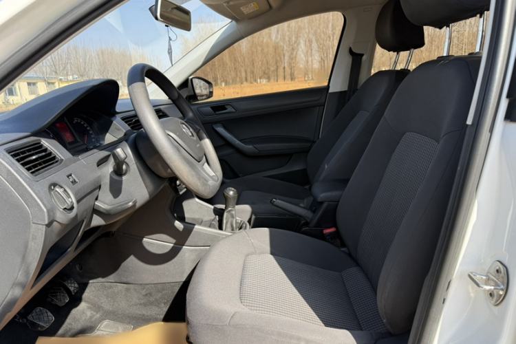 Used Volkswagen Santana 2016 1.4L Manual Fashion Edition Left Front Seat