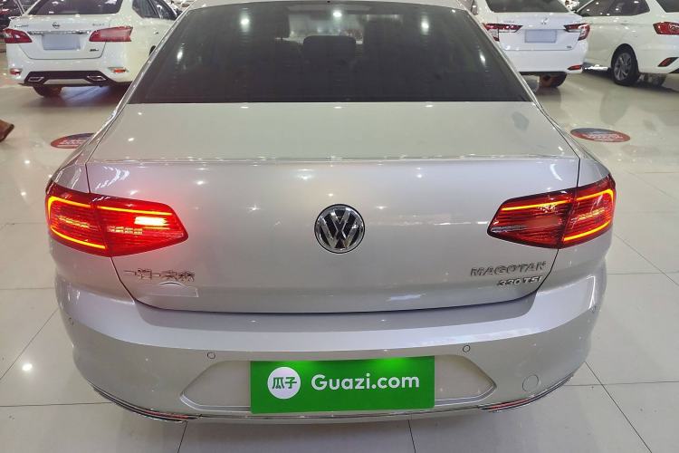 Used Volkswagen Magotan 2019 330TSI DSG Luxury Version China VI Standard