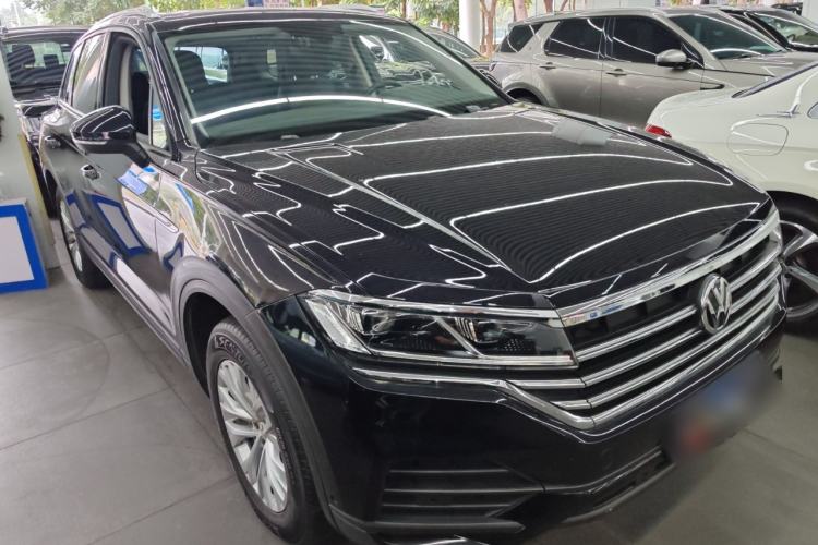 Used Volkswagen Touareg 2019 2.0 TSI Flagship Edition China VI