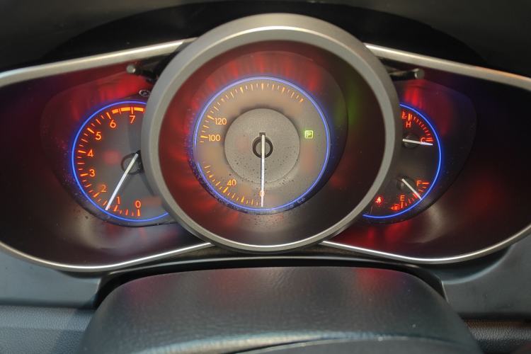 Used Mazda CX-7 2014 2.5L 2WD Luxury Edition
