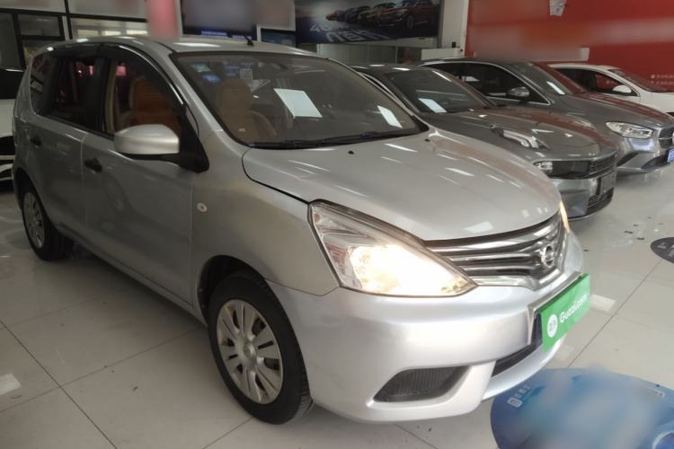 Used Nissan Livina 2015 1.6XE Manual Comfort Edition Exterior 1