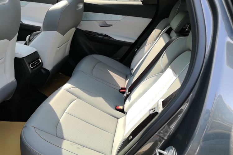 Used CHANGAN UNI-T 2023 Second-Generation 1.5T Prestige Model Left Rear Seat