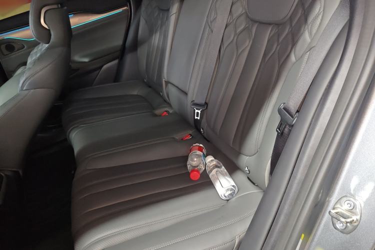 Used BYD Song L EV 2025 Intelligent Driving Version 662 km LiDAR Excellence Edition
