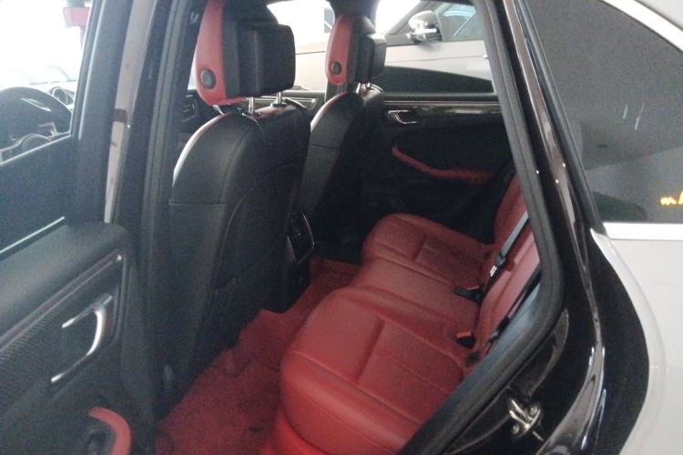 Used Porsche Macan 2018 Macan 2.0T