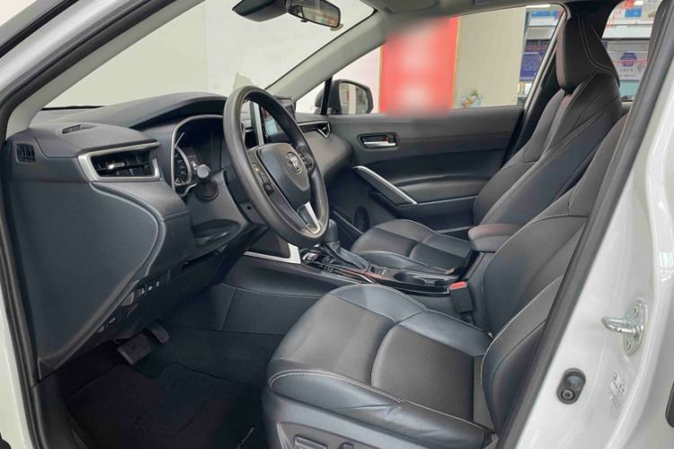 Used Toyota FRONTLANDER 2022 2.0L CVT Luxury PLUS Edition Left Front Seat